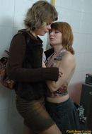 Lesbians in Pantyhose